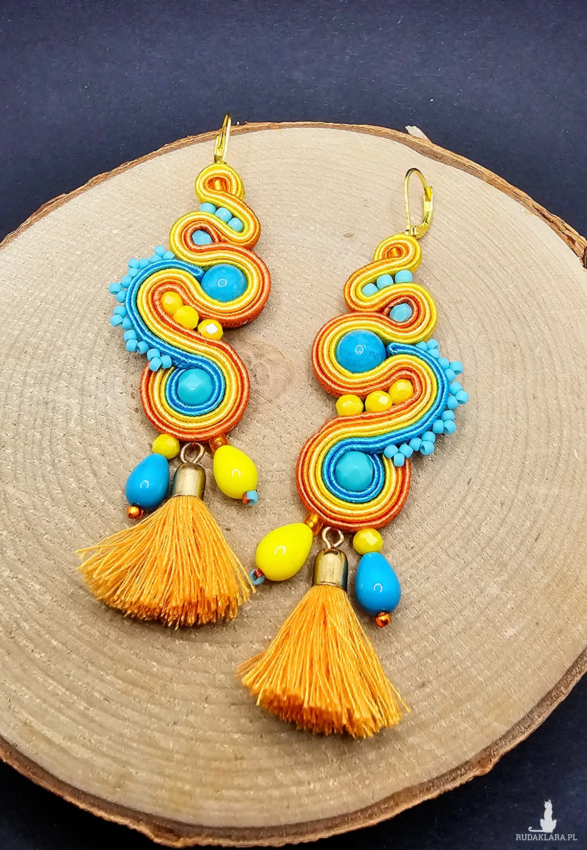 Kolczyki sutasz z jadeitami i chwostami